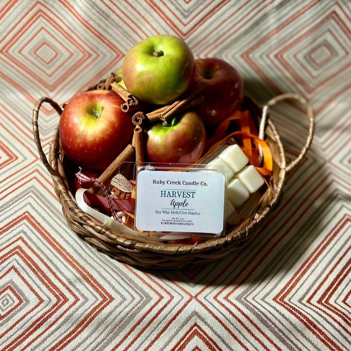 Harvest Apple Soy Wax Melt - Ruby Creek Candle Co.